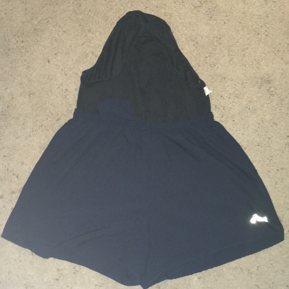 ASICS running shorts - Picture 4 of 4
